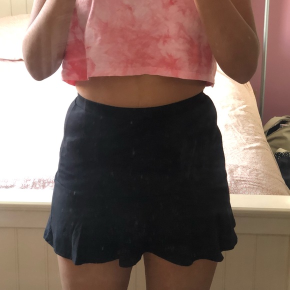 Topshop miniskirt! - Picture 3 of 3